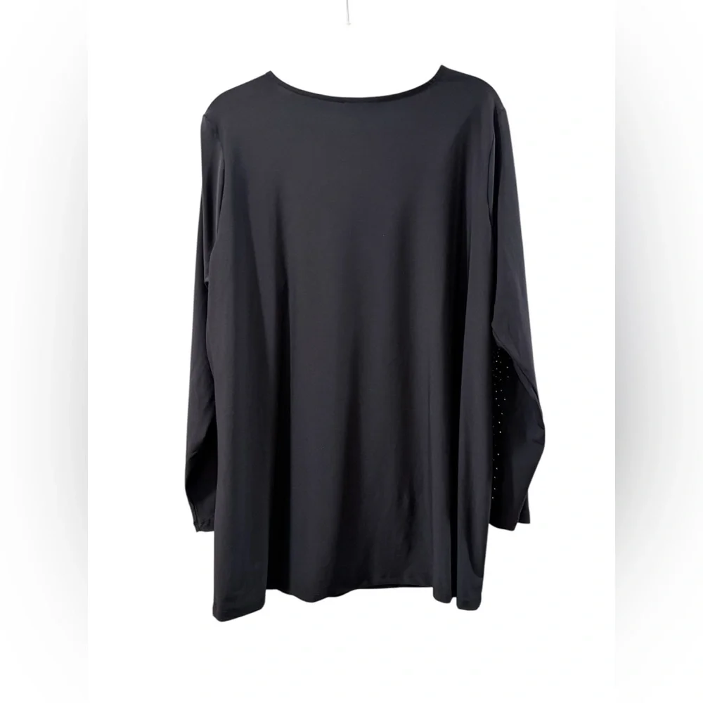 NWT Antthony women’s 1X long sleeve sequin embellished black & silver blouse
